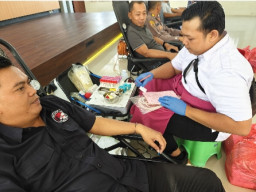 Donor Darah HUT Bhayangkara ke-80, Kodim 0817 Bersama Polres Gresik Perkuat Sinergi Kemanusiaan