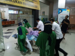 Polisi Kawal Ibu Hendak Melahirkan, Satlantas Polres Gresik Selamatkan Nyawa Ibu dan Bayi