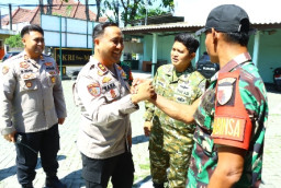 Kapolres Gresik Perkuat Sinergitas TNI-Polri, Kunjungi Makodim 0817 dan Koramil Kota Gresik