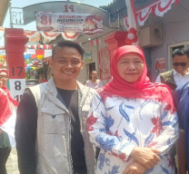 Pasar Murah di RW 02 Krembangan Bhakti Dibuka Khofifah, Warga Antusias