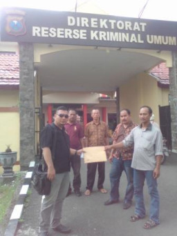 GARAD Buktikan Janjnya, Laporkan Kades Kepatihan Ke Polda Jatim