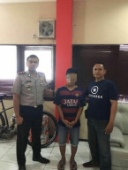 Aris Hermansyah (15) Si Jambret Kecil di Tangkap Polisi.