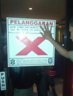 Sering Disegel, Cafe di Kapas Krampung Tetap Bandel 