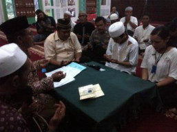 Muallaf Ijab Kabul di Polrestabes Surabaya