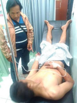 Dituduh Selingkuh, Endik Lengannya Disabet Pisau
