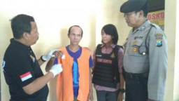 Rhinto Bandar Pil Koplo Wiyung di Cokot Pelnggannya, Kini Harus Tidur di Sel.  