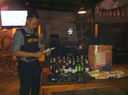 Cofee Beer Zone Dirazia, 4.355 Botol Mihol 22 Bungkus Smoothies Bungkus Coklat Disita