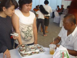 Disperindag Dan CV Karya Putri Sejati Gelar Festival Kuliner 2011