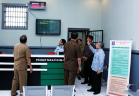 Amir Syamsudin Harus Berantas Pengguna HP Dalam Lapas