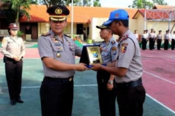 Kapolres Bondowoso Tutup Latja Diktukba 2016