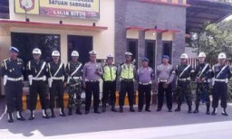    TNI Polri Kompak Lakukan Operasi Waspada Wira Celurit dan Operasi Simpatik Semeru.