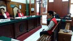 Fadlilah: Polsek Wonokromo Lepas Pembawa 100 Butir Pil Koplo. 