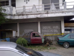 Kasus Tanah Lidah Kulon, Polisi Pasang Police Line