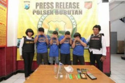 Polsek Bubutan Gulung Bandar, Pengecer dan Pengguna Sabu Jl. Gresik PPI.