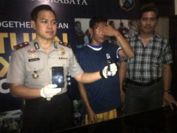Usai Buang Hajat, Rizky Hariadi (24) Curi HP dan Jam Tangan Pasangan Sejenisnya