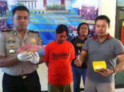 Badut Ulang Tahun, Nyambi Ecer Sabu