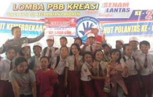 Polsek Pandaan Gelar Lomba PBB Kreasi Senam Lantas 