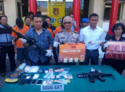 Sabu 251 gram, 1.263 Pil Extacy 900 Happy Five Milik Jaringan Lapas Diamankan Polrestabes Surabaya