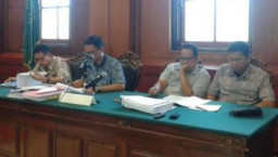 Sidang Pra Peradilan Dahlan Iskan di Gelar Siang Tadi di PN Surabaya.
