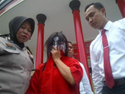 Kini Pitrad Nensi di Grebek, PPA Polrestabes Surabaya Dapat Acungan Jempol Dari Masyarakat.