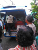 Wanita Paroh Baya Tewas di Rubung Belatung