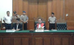 Sidang Praperadilan Dahlan Iskan di Tunda.