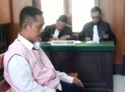 Pemalsu Pita Cukai di Hukum 3 Tahun Penjara dan Denda 71 Milyar