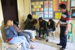 Wisma Tretes Semakin Menjamur, PSK Dolly Warnai Bisnis Esek-Esek Dalam Wisma