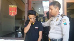 Spesialis Pencuri Helm Kepergok Saat Beraksi di WTC