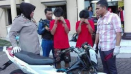 Paman dan Keponakan Kompak Jual Motor Curian di Facebook.