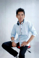 DJ RICO Triple X Sarat Pengalaman Tetap Low Profil