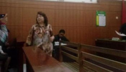 Eksepsi Notaris Alexandra Ditolak, JPU Segera Siapkan Pembuktian Unsur 378. 