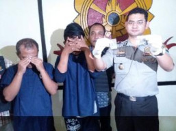 Dua Pengedar Narkoba di Tangkap Polsek Wonokromo