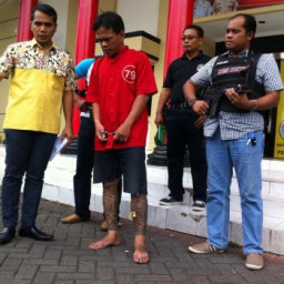 Satu Residivis Kambuhan Pembobolan Rumah Kosong Diciduk Unit Jatanras Polrestabes Surabaya.