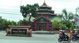  Masjid Cheng Hoo Pandaan, Antara Sholat dan Istirahat.