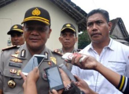 â€œKorupsi Pembangunan Pasarâ€ Kades Wringin Dijebloskan Kejeruji Besi Mapolres Bondowoso. 