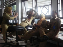 Pegawai Negeri Kepulauan Selayar Gelar Latihan Paduan Suara