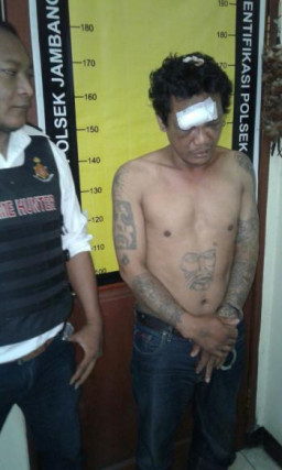 Baru Masuk Kamar Hendak Mencuri Keburu Tertangkap Warga, Tom Dihajar Massa.