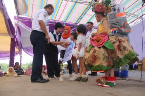 PT. KAI Daops 8 Gelar Lomba Nyanyi dan Peragaan Busana