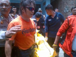 Penjual Penthol Karah, Tewas di Linggis Tetangganya.