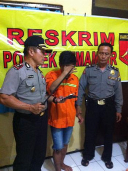 Lagi Jambret HP Dihajar Massa, Romli Kini Ditahan Polisi