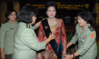 PENGUKUHAN IBU RAKSAKARINI SRI SENA