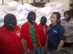Micin Seberat 18 ton, di Ganti Batu Gunung