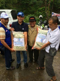 Tim Ibas Bantu Keperluan Korban Tanah Longsor Ponorogo