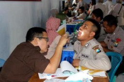 Ratusan Anggota Polres Bondowoso Jalani Rikkes Secara Berkala.