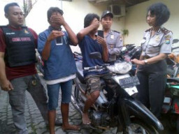 Sukses Jambret HP di 7 TKP, Kakak Beradik Akhirnya di SEL POlsek Gayungan