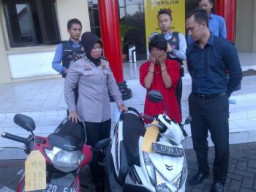 Edo TS Ajari Anaknya Yang Baru 3 Tahun Maling Sepeda Motor