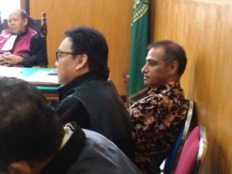 Fitnah Reny Sekretaris Kelurahan, Advokat David Abraham Disidangkan.