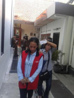 Susanti Warga Kupang Gunung di Ganjar 6 Tahun Subsider Denda Rp.800 Juta