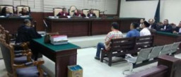 Tiga Komisioner Bawaslu Jatim di Vonis Bebas di PN Surabaya, Kajari Ajukan Banding.